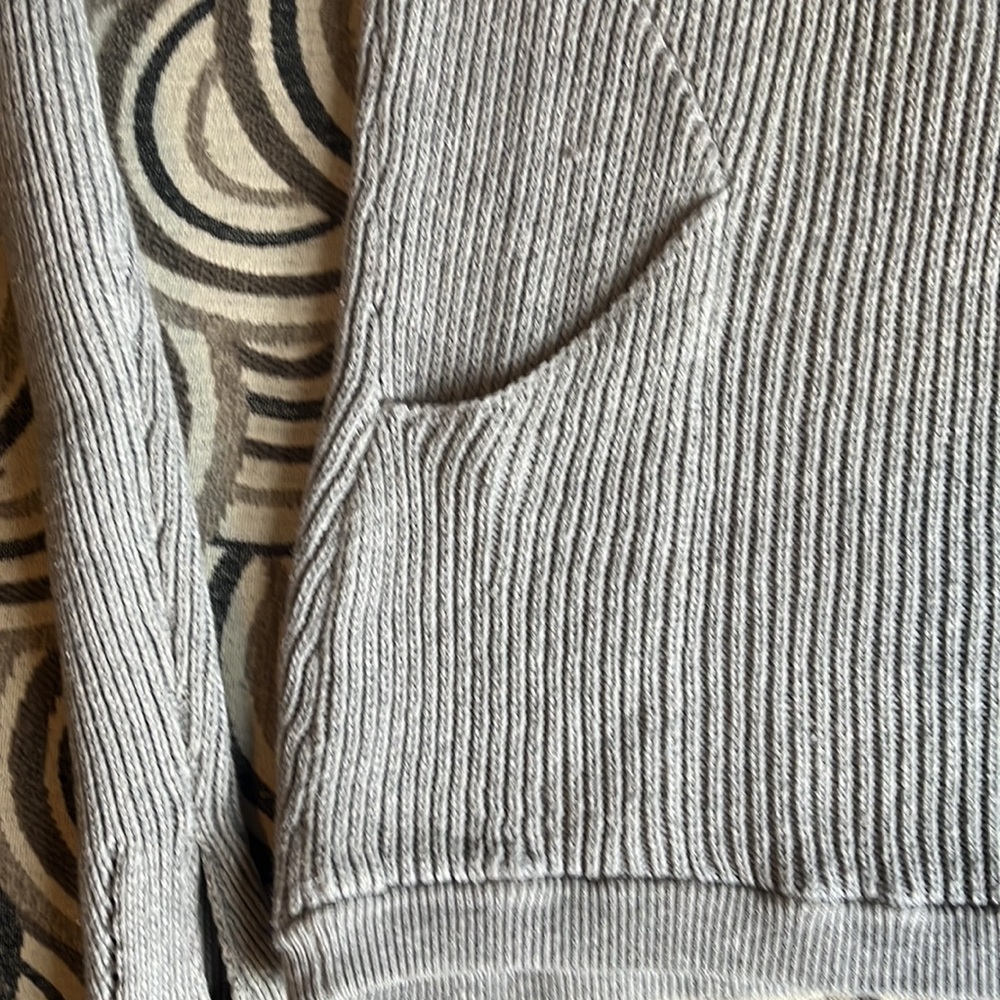Lululemon The Sweater The Better in Heathered Medium Grey. Go by Measure… - Picture 8 of 13